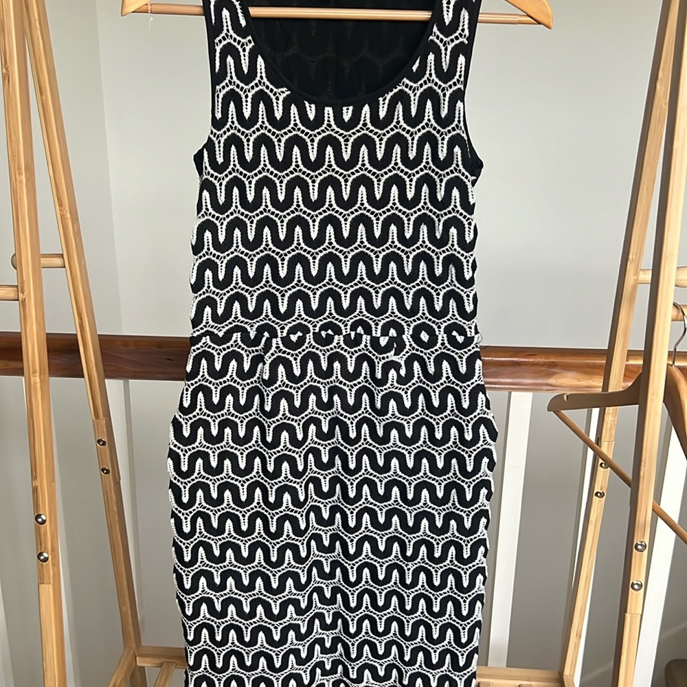 BR Crochet Graphic Patterned Dress size 4